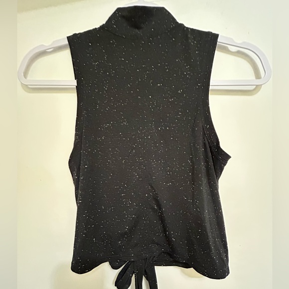 Lululemon Ladies’ Sleeveless Black Mock Turtleneck Tie-Front Sparkle Tank Top - Picture 4 of 5